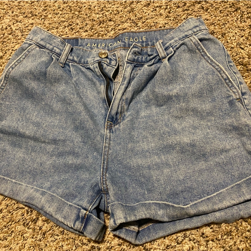 AE Outfitters shorts in perfect condition